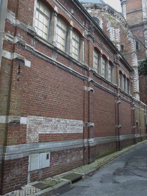 Ancien gymnase, actuellement bibliothèque de la Société des Antiquaires de La Morinie