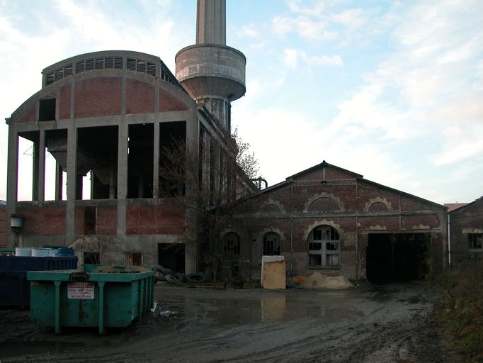 Filature de laine Lefèvre, puis Poiret Frères et Neveu, puis filature de laine et usine de teinturerie des Laines du Bon Pasteur, puis Société des Filatures et Teintureries de Saint-Épin