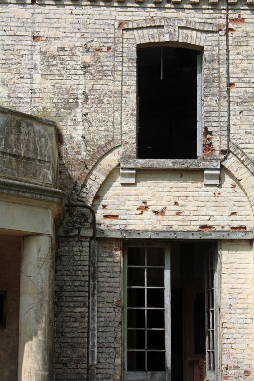 Sucrerie de betteraves Thirial Bertin et Compagnie, puis Sucrerie et Distillerie de Francières