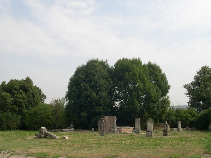 Les cimetières des communes étudiées de la communauté d'agglomération d'Amiens métropole