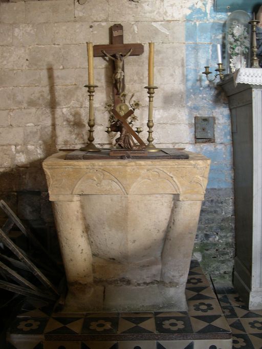 Le mobilier de l'église Saint-Remi et Saint-Hildevert de Vers-sur-Selles