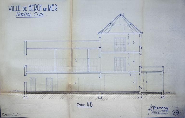 Ancien hôpital marin, dit maison Cornu pour garçons, devenu hôpital Bouville 1, puis sanatorium ou clinique orthopédique Lemaire, enfin centre de post-cure et de réadaptation fonctionnelle, dit centre La Mollière