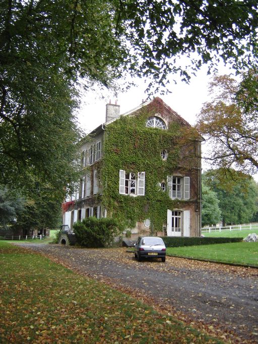 Ancienne demeure du manufacturier Jean-Pierre Hecquet d'Orval, devenue Château des Tilleuls, à Port-le-Grand