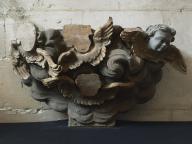 Ensemble de sculptures et hauts-reliefs provenant d'un retable