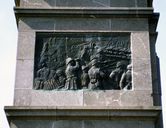 Ensemble de deux bas-reliefs : La Tranchée et l'Assaut