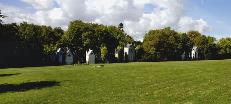 Ancienne maladrerie puis cimetière communal d'Amiens, dit cimetière de la Madeleine
