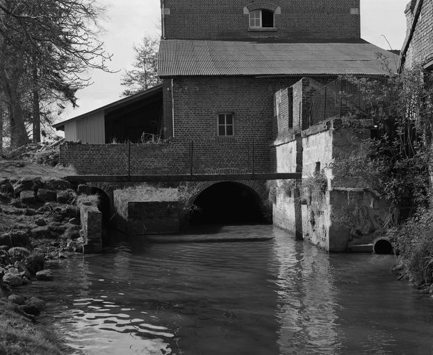 Ancien moulin à farine, dit du Chapitre ou de Dive-le-Franc, puis minoterie du Chapitre
