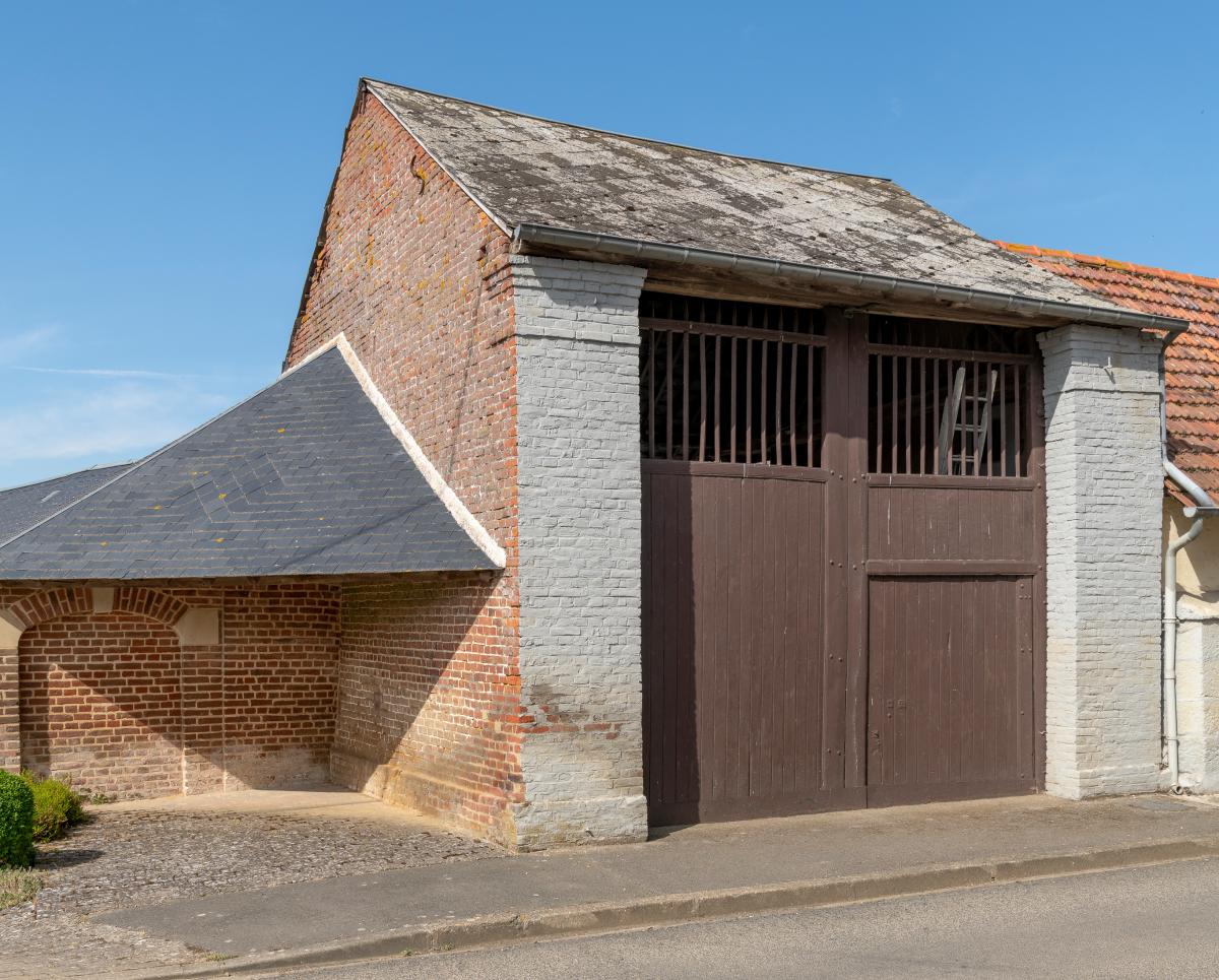 L'habitat du village de La Neuville-Saint-Pierre