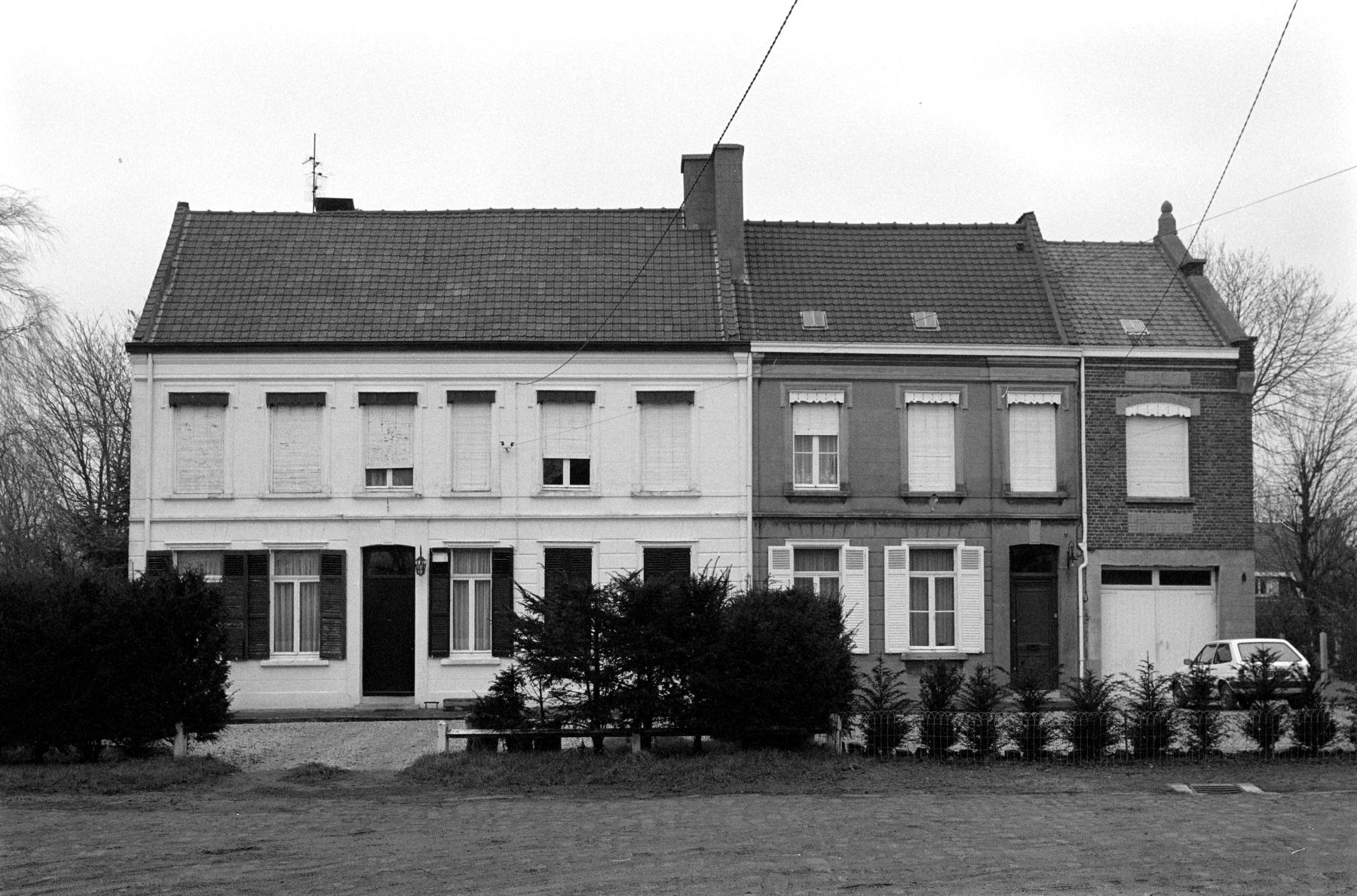 Brasserie et malterie Roussel, puis Roussel Frères, puis Roussel-Delobel fils, actuellement immeuble à logements