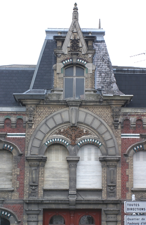 Ancien tissage de coton Pelletier, grillage de tissus Lenain, puis usine de confection