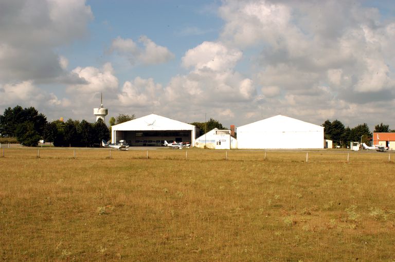 Aérodrome, dit aéroport d'Amiens-Picardie