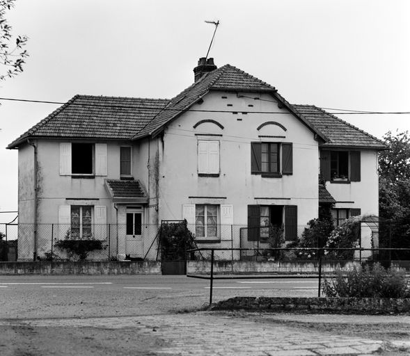 Sucrerie de betteraves Thirial Bertin et Compagnie, puis Sucrerie et Distillerie de Francières