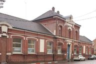 Ancienne école primaire de garçons de Saleux-Salouël, puis groupe scolaire et mairie de Saleux