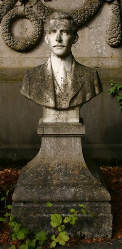 Bustes d'Alisbert et d'Edouard Dévallois