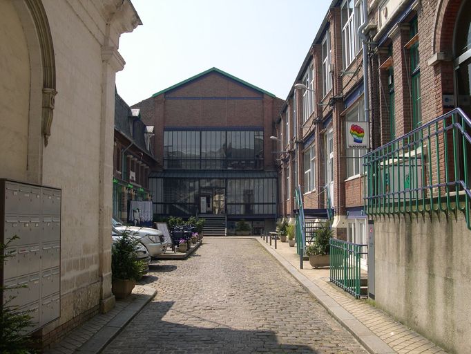 Ancien hôtel de Francqueville d'Abancourt, devenu usine de confection Lefèvre-Calot, puis Lefèvre-Calot et Cie