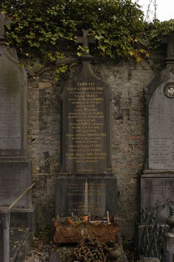 Tombeau (stèle funéraire) des familles Paris et Christolphe
