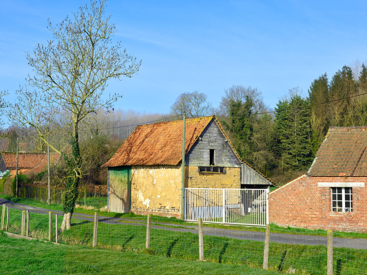 Ancienne ferme et atelier