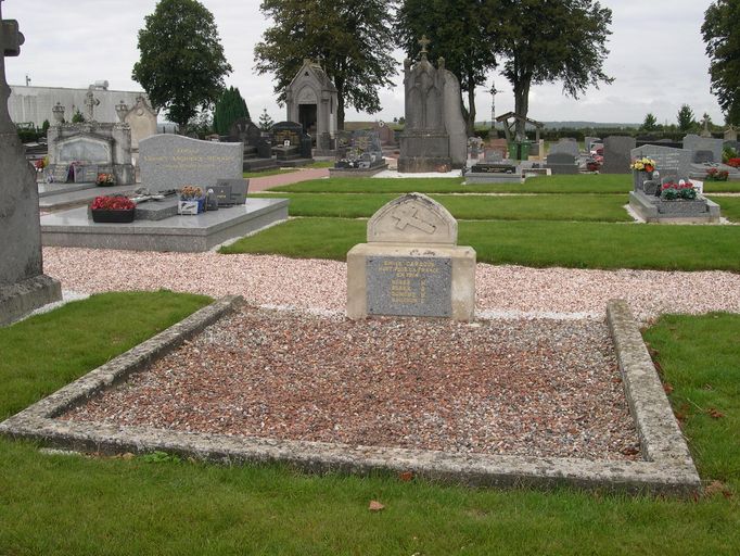 Cimetière de Dury