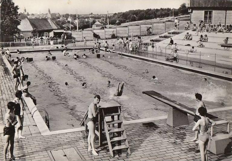 Piscines et paternalisme