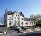 Anciennes écoles primaires de garçons et de filles et mairie de Bettencourt-Saint-Ouen