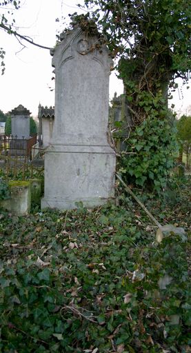 Tombeau (stèle funéraire) Alexandre-Garaux