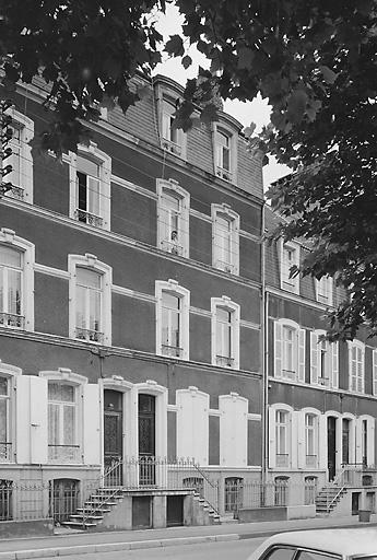 Immeuble à logements (immeubles jumeaux)