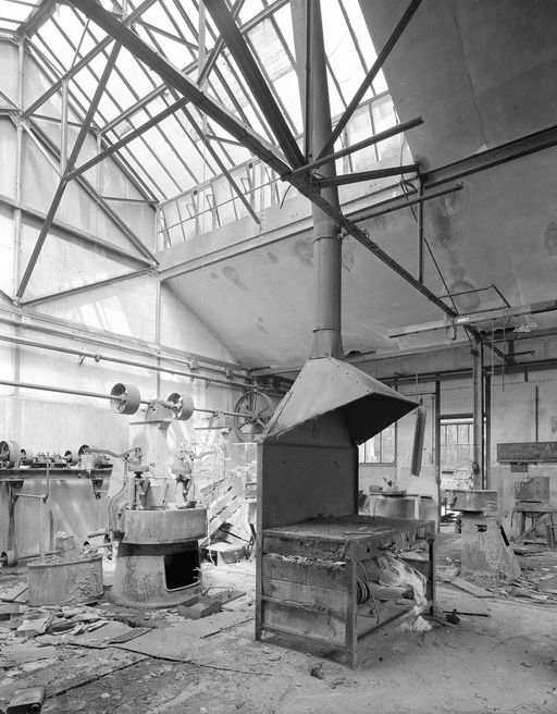 Ancien moulin à farine, puis usine de matériel optique Colmont et Cie, puis Valette et Cie, puis Société Industrielle de Jumelles et Instruments de Précision