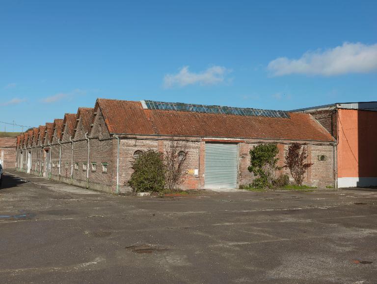 Filature de jute Saint Frères, puis Boussac Saint Frères à Saint-Ouen, devenue corderie, puis usine de fibres artificielles et synthétiques Peaudouce, puis Trioplanex