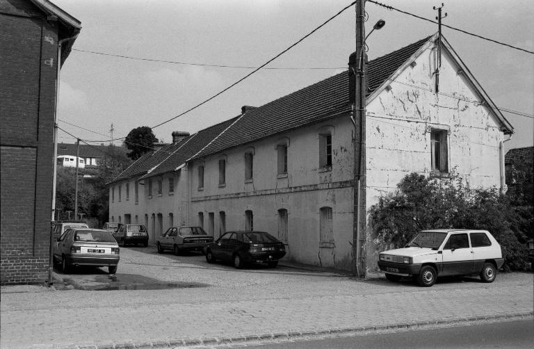 Sucrerie et distillerie, dites Cie sucrière de la Somme, puis Vuignier et Cie, puis Cie sucrière de la Somme, puis Ferdinand Beghin, puis Béghin et Cie, puis Vermandoise de sucreries, puis Sté Vermandoise Industrie