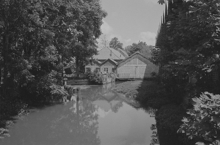 Ancien moulin à blé, filature et savonnerie Poiret-Trépagne, Frédéric Poiret, puis S.A. Filatures et Teintureries de Saint-Epin, devenus tissage Vernier puis usine de confection MCB Sérac