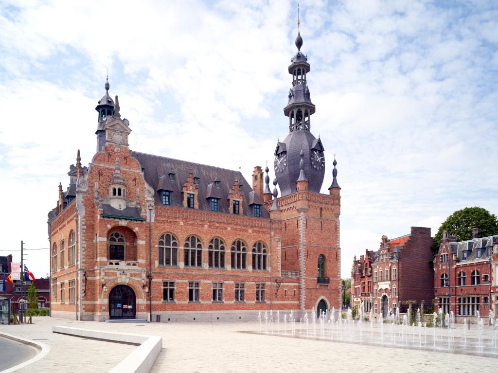 Hôtel de ville de Comines