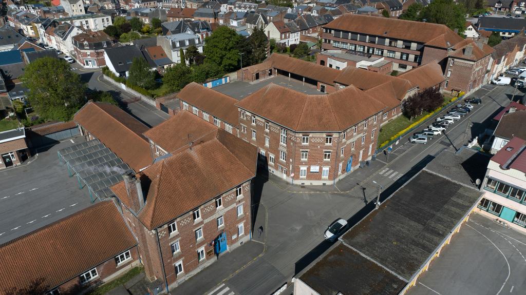 équerre de maitre d'école Lille, Lens, Arras