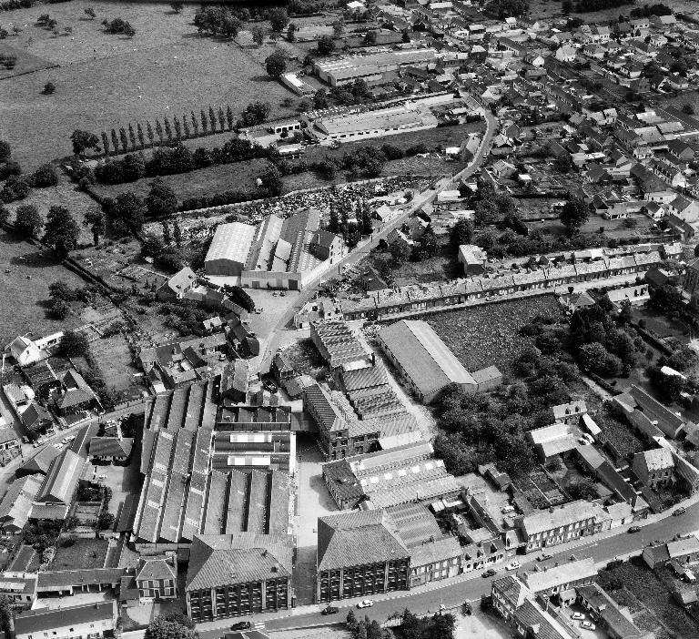 Ancienne usine de serrurerie et fonderie Charles Guerville, puis Ch. Guerville Fils et Riquier Frères, puis Guerville, Riquier et Cie puis usine de serrurerie Bricard