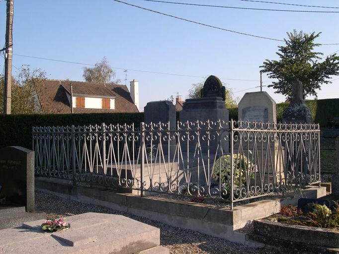 Cimetière de Vers-sur-Selles