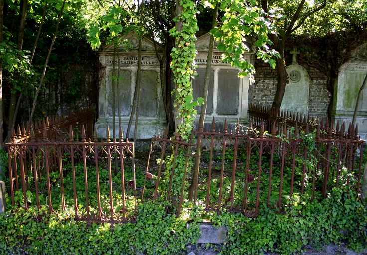 Enclos funéraire de la famille Renouard-Baillet et de la famille Boilleaux-Baillet