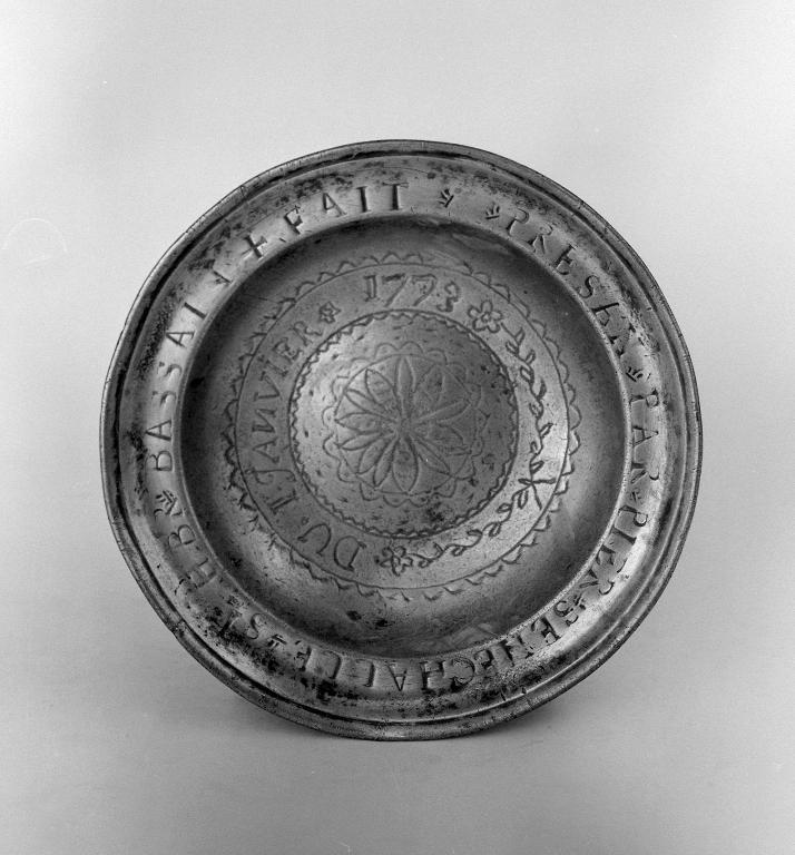 Plat à quêter (n° 18)