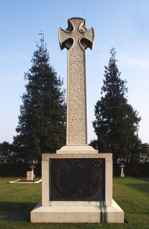 Cimetière militaire britannique d'Etreux