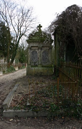 Tombeau (stèle funéraire) des familles Haverna-Thuillier Thuillier-Haverna