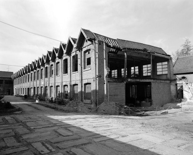 Ancien moulin à blé, filature et savonnerie Poiret-Trépagne, Frédéric Poiret, puis S.A. Filatures et Teintureries de Saint-Epin, devenus tissage Vernier puis usine de confection MCB Sérac