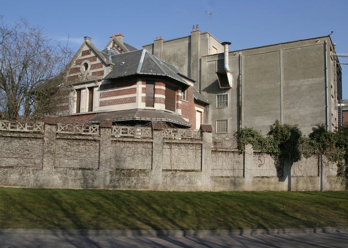 Ancienne minoterie Charles Watelle, puis Danjou et Millot ou Moulins Saint-Martin, puis Grands Moulins de Saint-Quentin