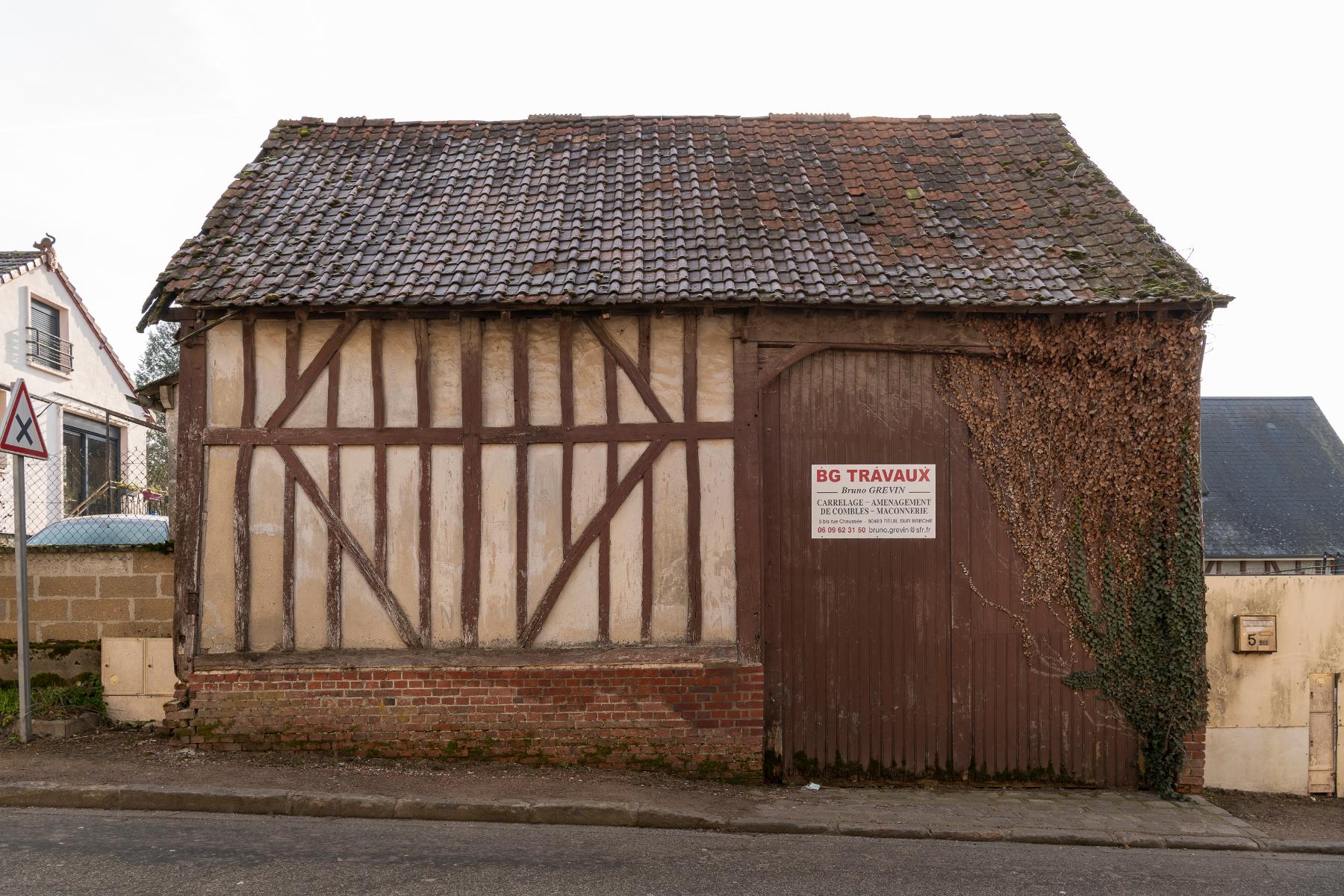 L'habitat du village de Reuil-sur-Brêche