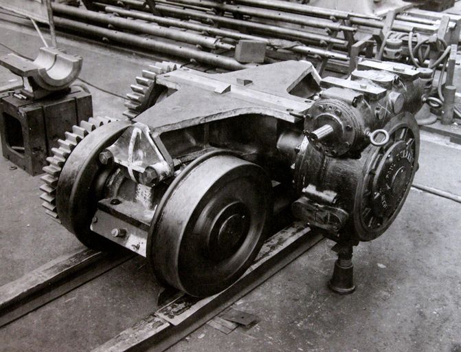 Ancienne usine de petite métallurgie (fabrique de limes) Mauroy, puis usine de construction mécanique, dite Ateliers de construction de Creil, puis Daydé-Pillé, actuellement pépinière d'entreprises