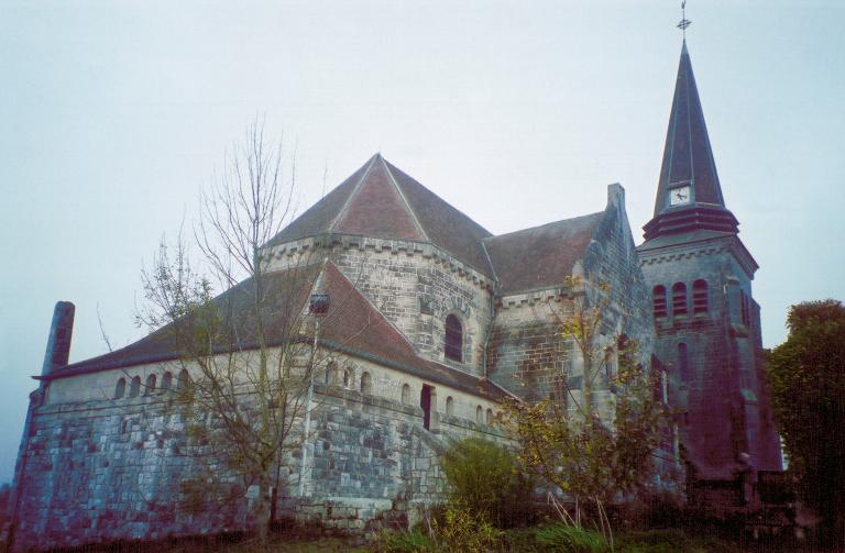 Eglise paroissiale et ancien cimetière (détruit) Saint-Médard à Fresnes-Mazancourt