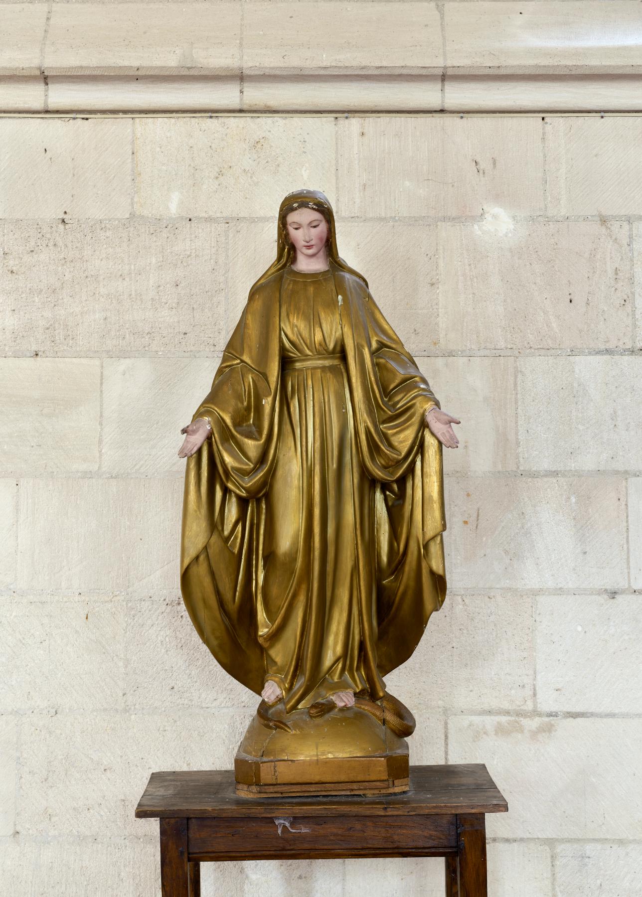 Le mobilier de l'église paroissiale Saint-Riquier de Fontaine-sur-Somme