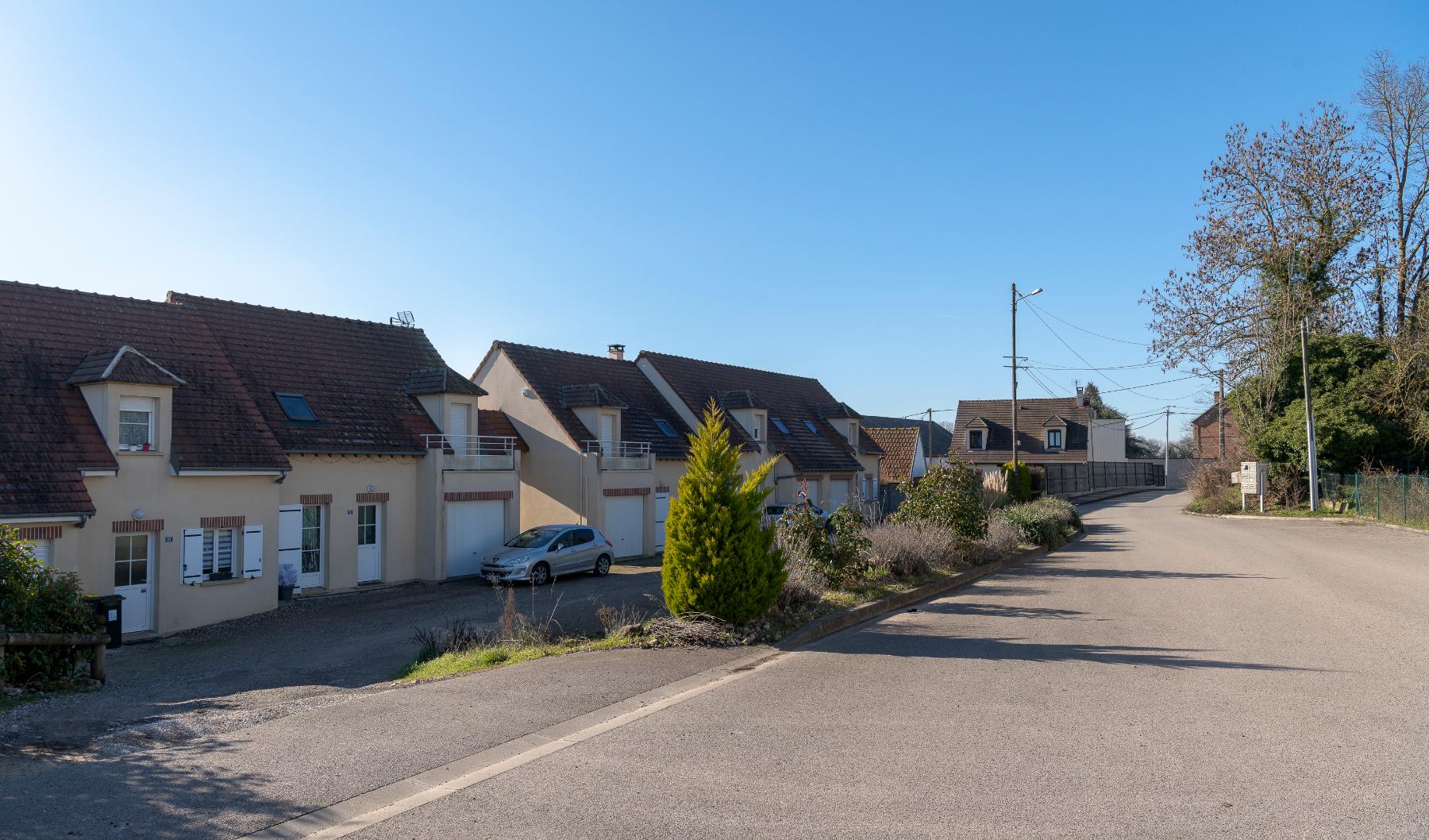 L'habitat du village de Reuil-sur-Brêche
