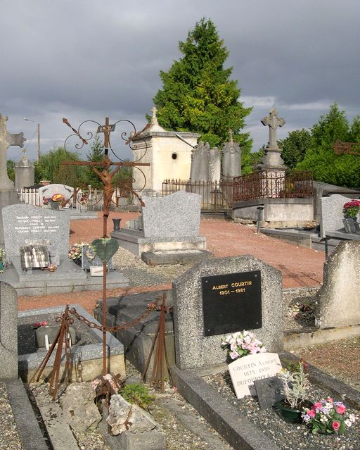 Cimetière communal de Salouël (ancien cimetière communal de Saleux-Salouël)