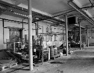Vue intérieure de l'ancien atelier de fabrication reconstruit en 1922, au niveau du rez-de-chaussée (en cours de réaffectation).