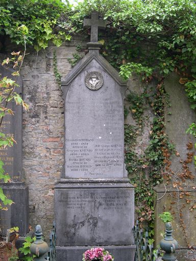 Tombeau (stèle funéraire) des familles Koenig-Colas et Colas