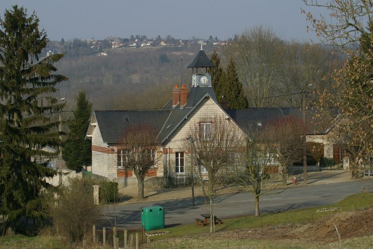 Mairie et ancienne école primaire de Filain