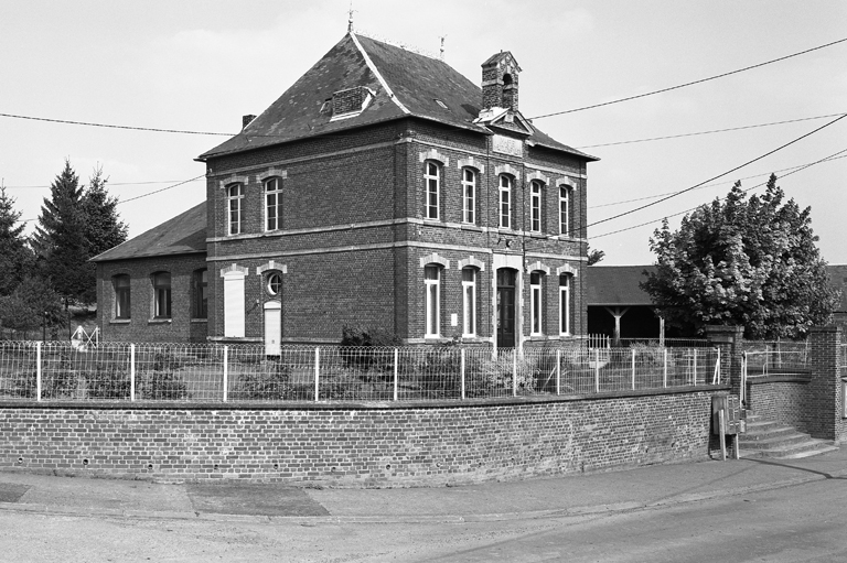 Mairie et école de filles de Dorengt